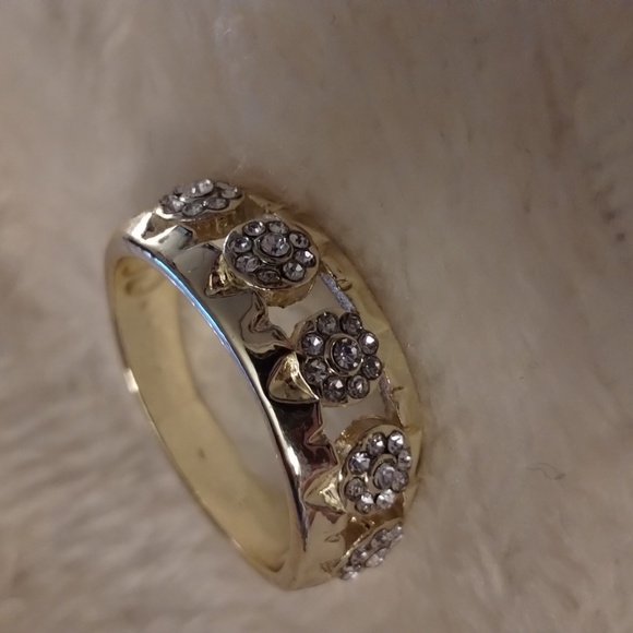 Gold Tone Men's Wedding Style Ring - Picture 6 of 7